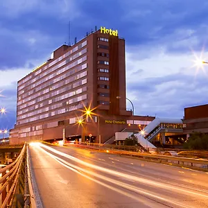 4* Hotell Chamartin The One