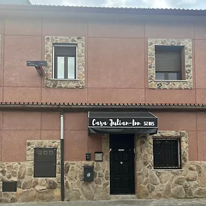Casa Julian-inn Alloggio in famiglia